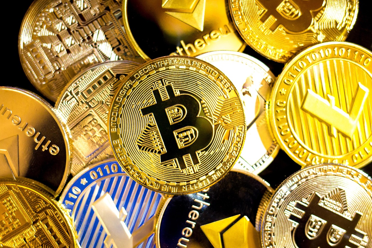 以太坊巨鲸投降！6.5万枚ETH做多仓位昨晚已近全数止损
